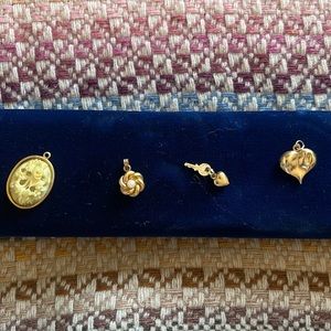 Gold pendants vintage pieces Set of 4